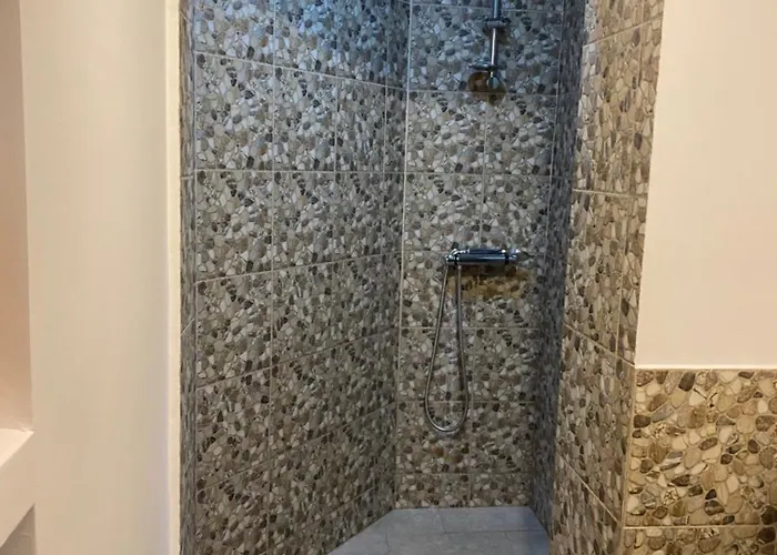 Sofi * ブカレスト